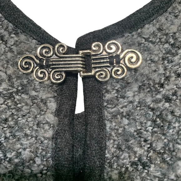 Vintage C.O. Petites Grey Cardigan with built in dark grey Tank, metal clasps - Picture 4 of 7